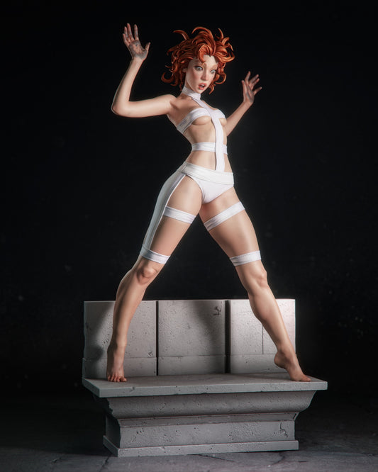 Leeloo Statue