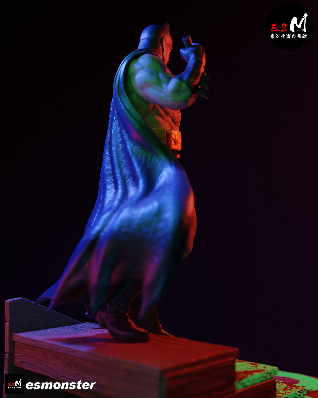 Batman Statue