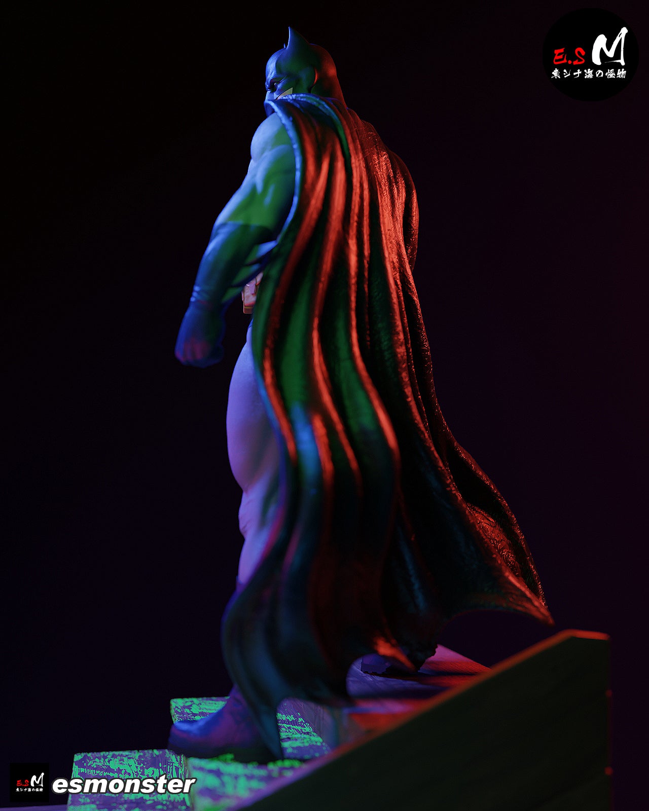 Batman Statue