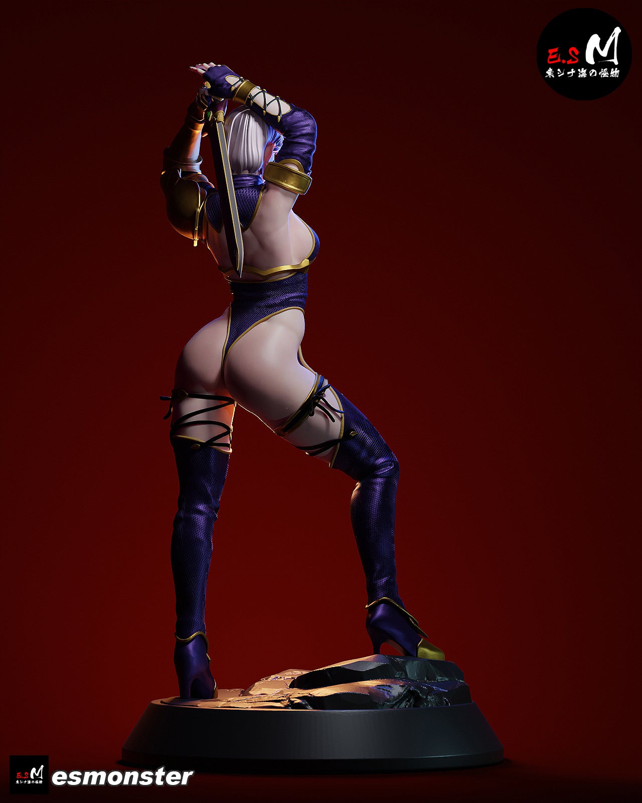 Ivy Statue