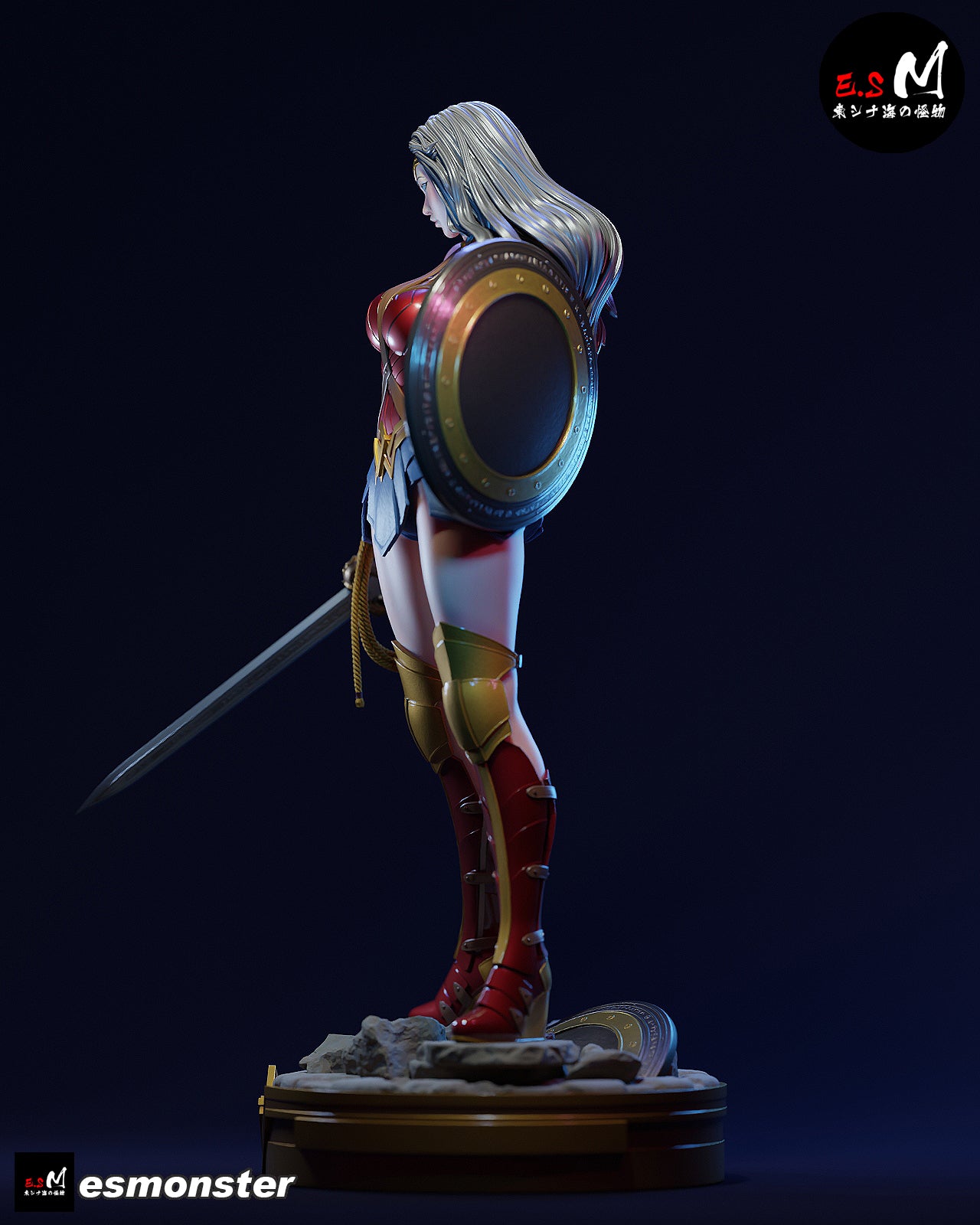 Wonder Woman Statue