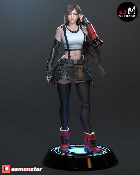 Tifa Lockhart Statue