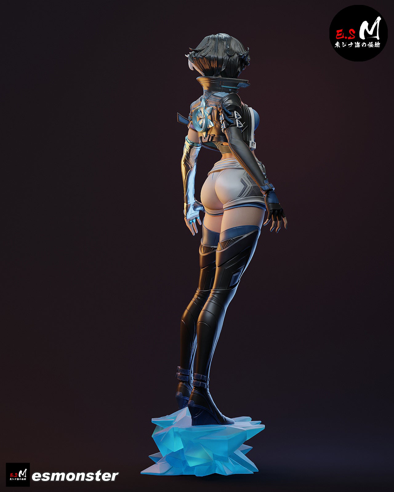 Luna Snow Statue