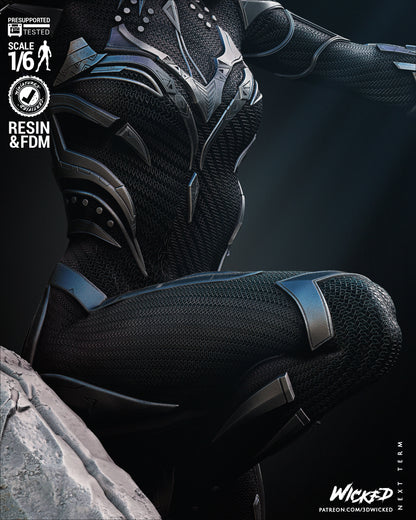 Black Panter Shuri Statue