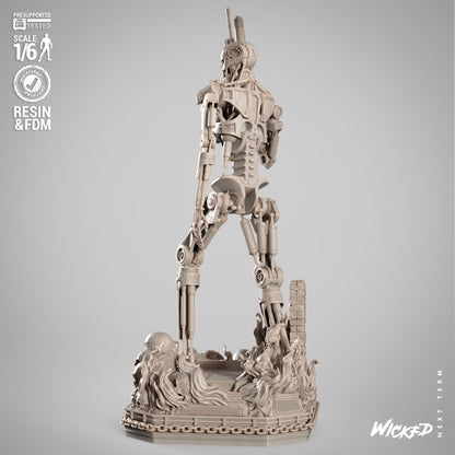 T800 Statue