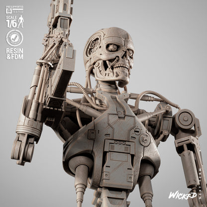 T800 Statue