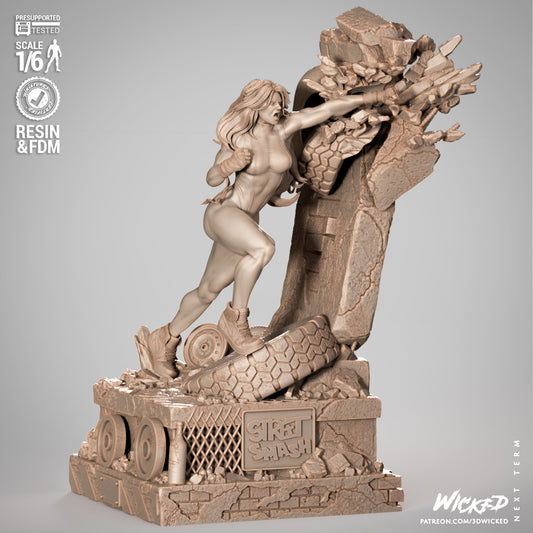 She-Hulk Statue