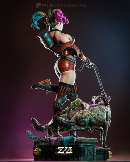 Harley Quinn Statue