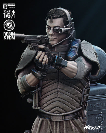 Pvt. Luc Deveraux (Universal Soldier) Statue