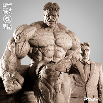 Red Hulk & Ross Diorama