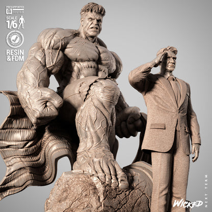 Red Hulk & Ross Diorama