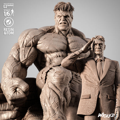 Red Hulk & Ross Diorama
