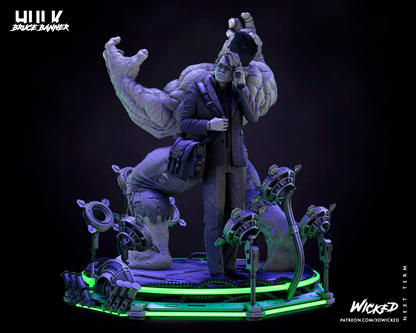 Incredible Hulk & Bruce Banner Diorama