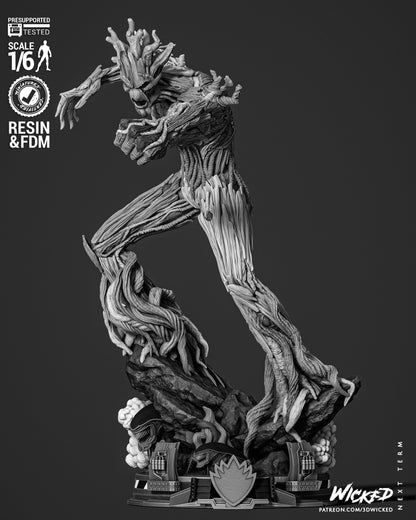 Groot Comics Version Statue