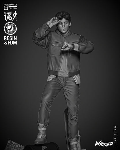 Marty McFly Statue