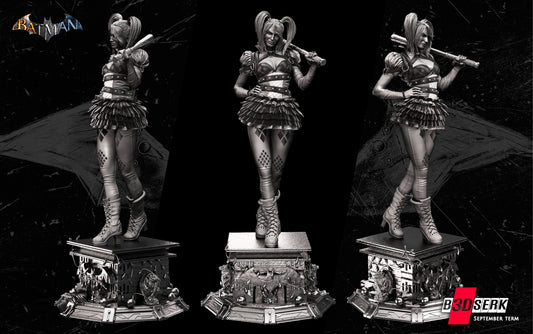 Harley Quinn Statue
