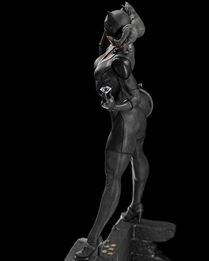 Catwoman Statue 3D-Printed Kit