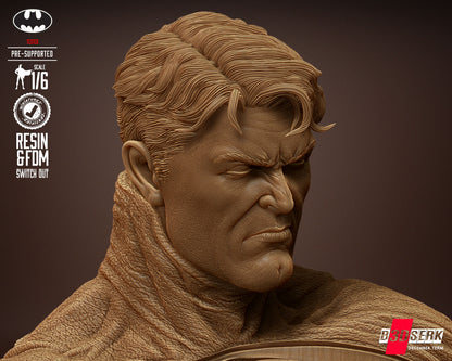 Batman Statue