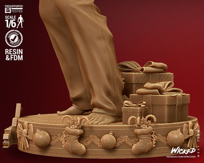 Marv (Home Alone) Statue