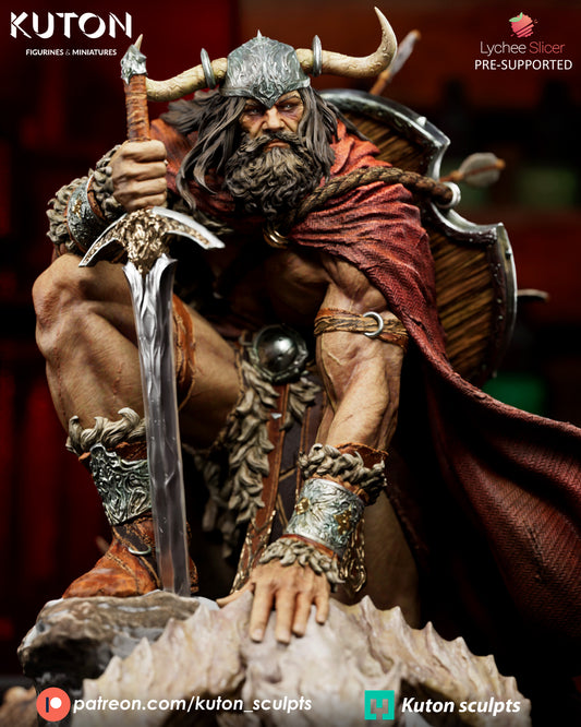 Draven Statue