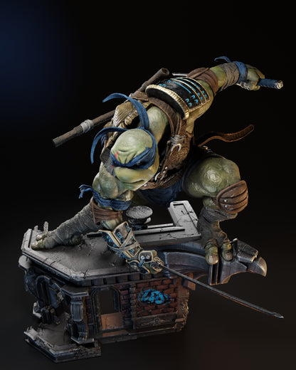 Leonardo Statue