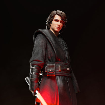 Anakin Skywalker Statue