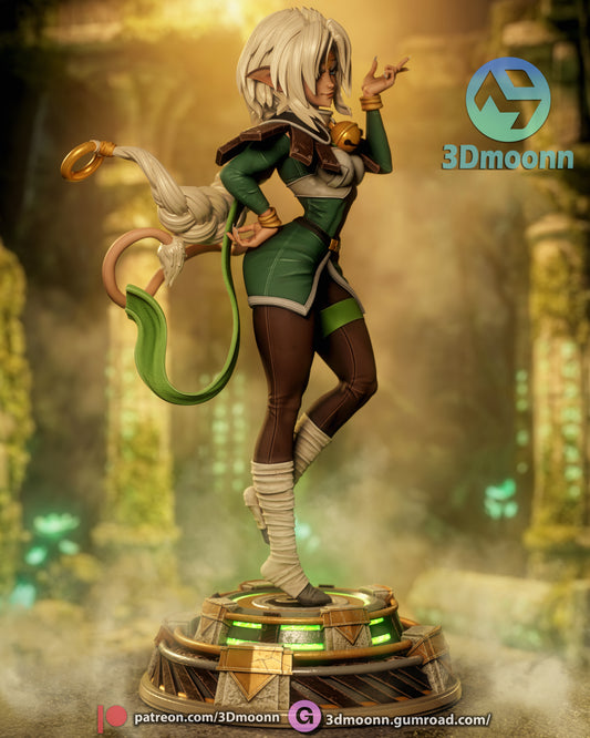 Aisha ClanClan Statue