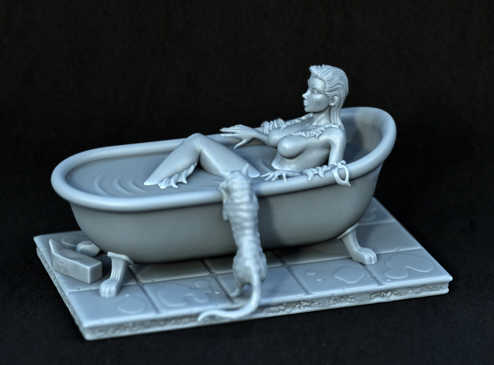 Catwoman Tub Statue 3D-Printed Kit