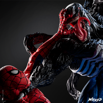 Venom and Spiderman V2 Diorama