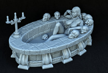 Vampirella Statue