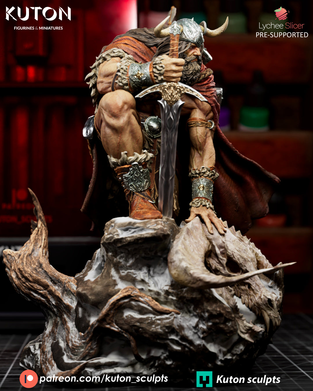 Draven Statue