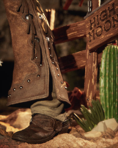 Cowgirl Rogue Statue 3D-Printed Kit