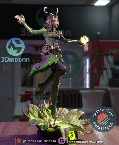 Mantis Statue