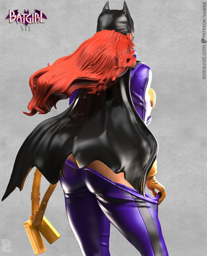 Batgirl Statue