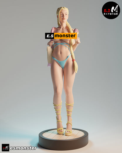 Cammy P5 Statue