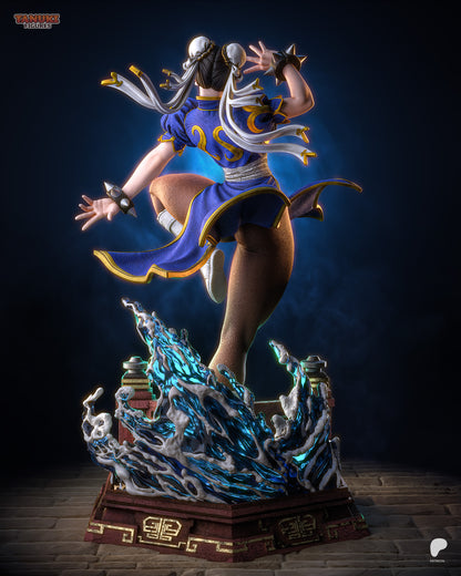 Chun-Li Statue