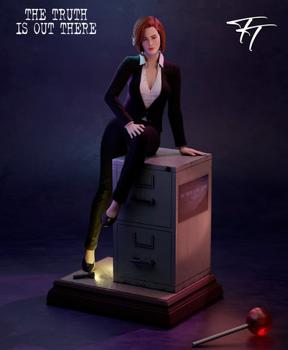 Dana Scully Statue
