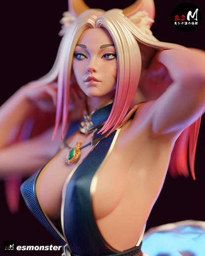 Ahri Statue