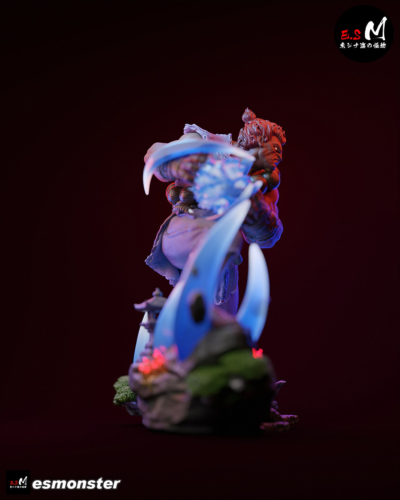 Akuma Statue