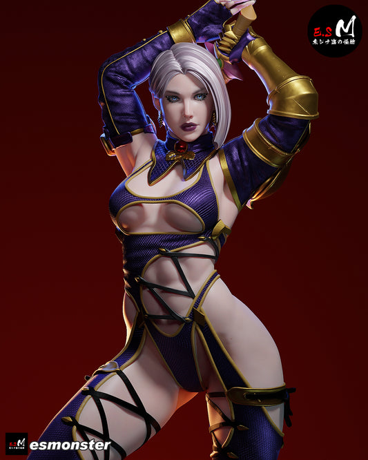 Ivy Statue