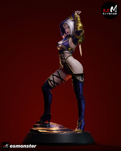 Ivy Statue