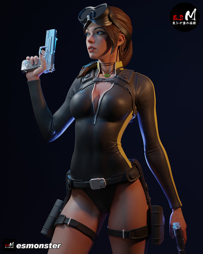 Lara Croft (Dive Suit) Statue
