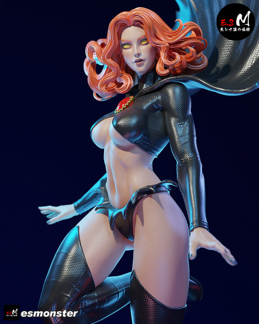 Red Queen Statue