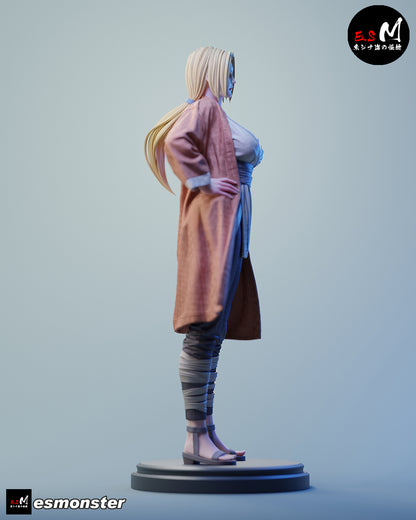 Tsunade Statue