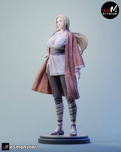 Tsunade Statue