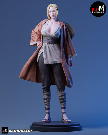 Tsunade Statue