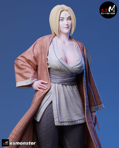Tsunade Statue