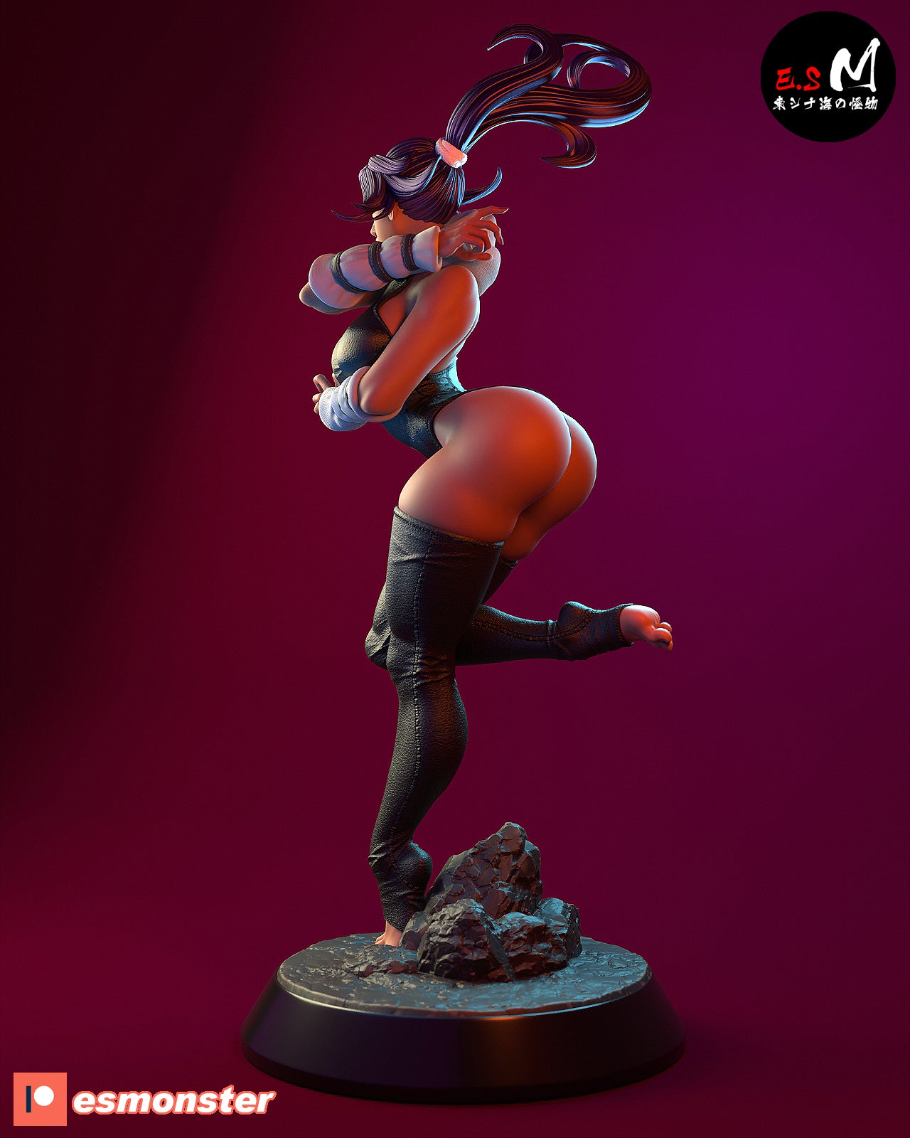 Yoruichi Statue
