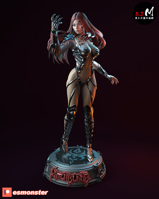 Sara Pezzini Statue