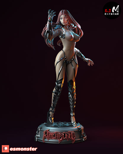 Sara Pezzini Statue